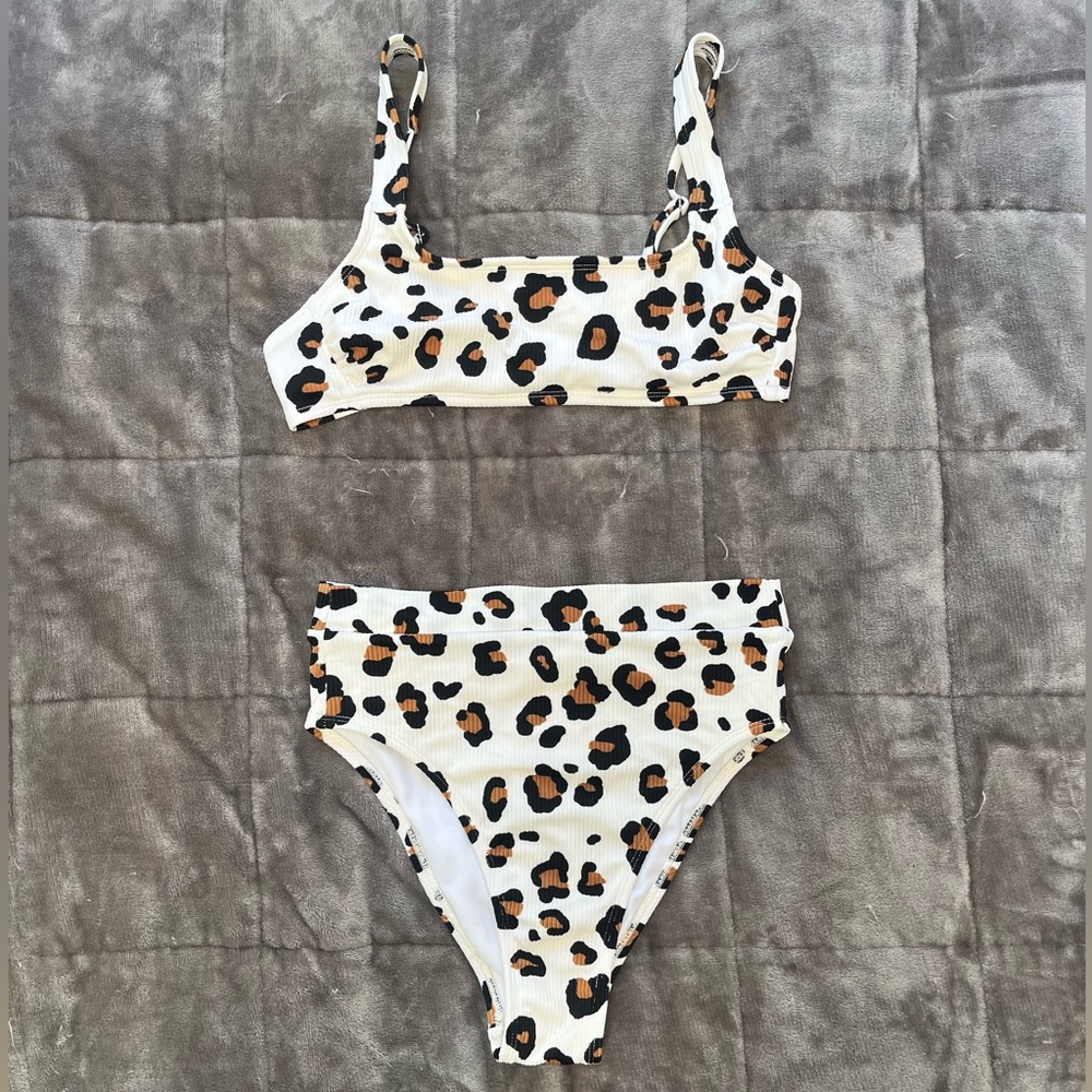 xhilaration | Cheetah Print High Waisted Two Piece Bathing Suit 🐆